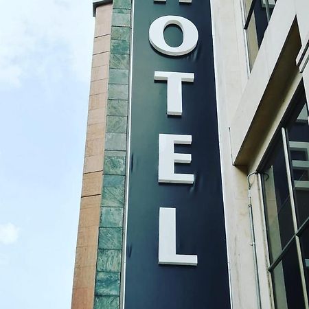 Hotel Golden Suite Перейра Экстерьер фото