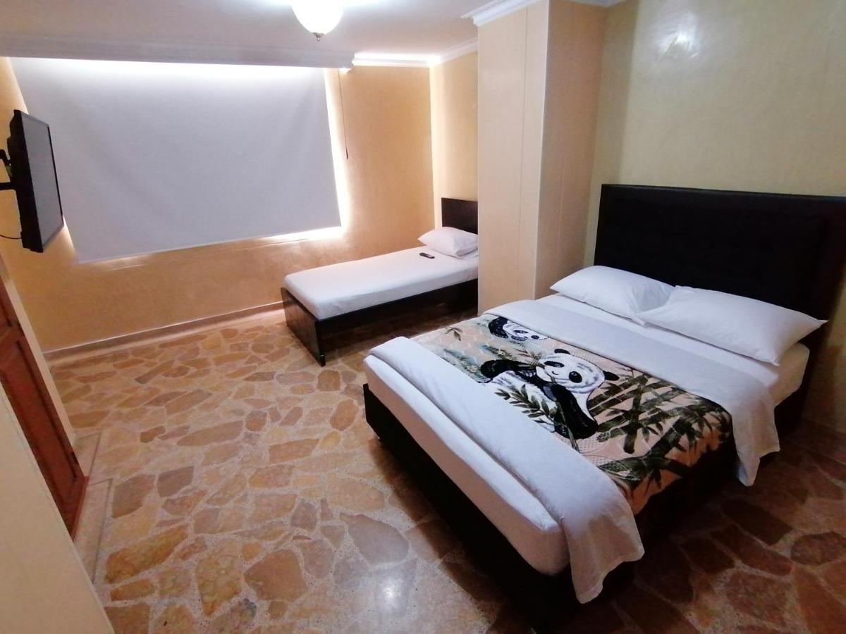 Hotel Golden Suite Перейра Экстерьер фото